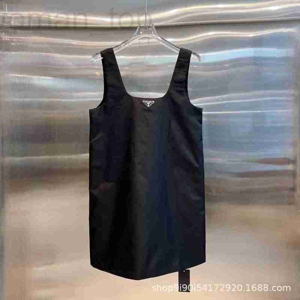 women's tanks & camis designer pjia 23 summer new classic triangle slip dress nylon a-line tank dress pwsw, White
women's tanks & camis designer pjia 23 summer new classic triangle slip dress nylon a-line tank dress pwsw, White
