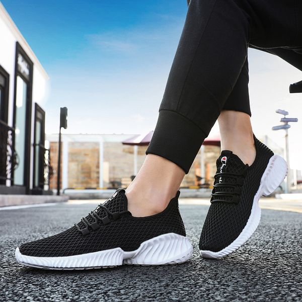 new fashion mens designer casual shoes triple black and white flat trainers factory wholesale retail outdoor platform breathable sports snea
new fashion mens designer casual shoes triple black and white flat trainers factory wholesale retail outdoor platform breathable sports snea