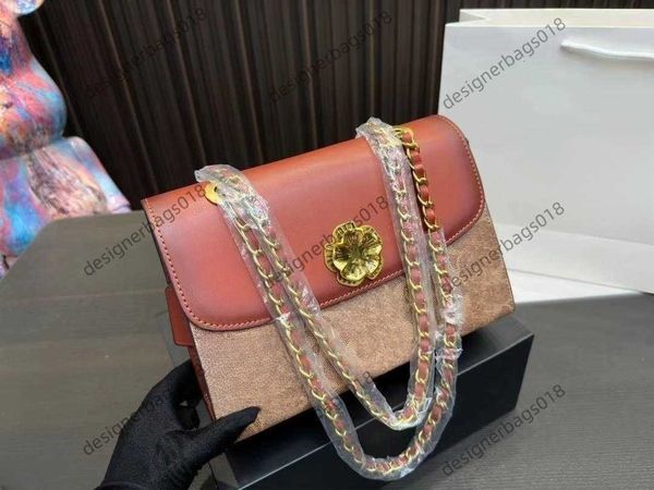 7a trendy womens versatile luxury bag designer coch camera handbag crossbody shoulder pillow bags rivet chain tabby multicolor flip handbags
7a trendy womens versatile luxury bag designer coch camera handbag crossbody shoulder pillow bags rivet chain tabby multicolor flip handbags