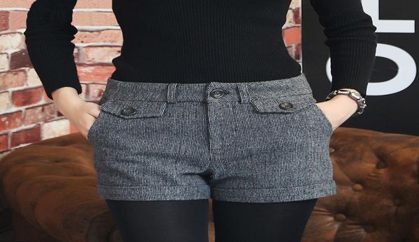 korean woolen shorts women 2019 winter mini short pants feminino autumn zipper up pocket buttons plaid bottom femme sxl y2006235380445, White;black
korean woolen shorts women 2019 winter mini short pants feminino autumn zipper up pocket buttons plaid bottom femme sxl y2006235380445, White;black