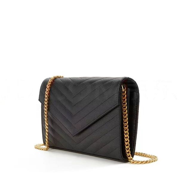 an indispensable bag for elegant ladies designer shoulder bags chain cowhide crossbody bags handbags women fashion purse luxury 
an indispensable bag for elegant ladies designer shoulder bags chain cowhide crossbody bags handbags women fashion purse luxury