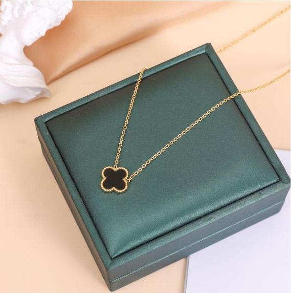 gold necklace women luxury necklace fashion designer jewelry classic 4/four leaf clover two-sided locket necklace choker chains 18k plated g, Silver
gold necklace women luxury necklace fashion designer jewelry classic 4/four leaf clover two-sided locket necklace choker chains 18k plated g, Silver