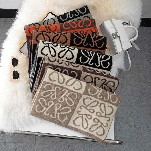 2023 autumn and winter new colored old flower rowe cashmere scarf with warm tassels versatile light luxury shawl for women, Blue;gray
2023 autumn and winter new colored old flower rowe cashmere scarf with warm tassels versatile light luxury shawl for women, Blue;gray
