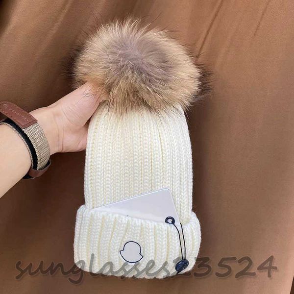 knitted fur pom hat fashion designer skull cap letters beanie men and women cashmere high quality, Blue;gray
knitted fur pom hat fashion designer skull cap letters beanie men and women cashmere high quality, Blue;gray