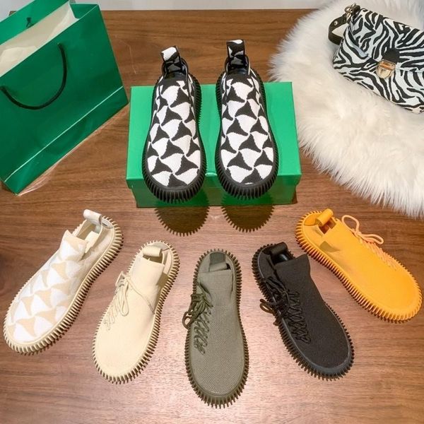 slip-on mesh running shoes new mens designer shoes womens soft-soled sneakers fashion comfortable tennis shoes outdoor couple casual shoes s
slip-on mesh running shoes new mens designer shoes womens soft-soled sneakers fashion comfortable tennis shoes outdoor couple casual shoes s