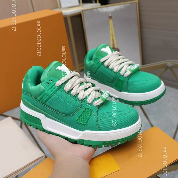 designer trainer sneakers casual shoes men women platform fashion low shoe green leather rubber walking outdoor 35-45, Black
designer trainer sneakers casual shoes men women platform fashion low shoe green leather rubber walking outdoor 35-45, Black