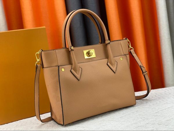 7a on my side totes clutch bag designer womens shoulder bag designer luxury handbags purse genuine leather handbags ladies shopping bagds wa
7a on my side totes clutch bag designer womens shoulder bag designer luxury handbags purse genuine leather handbags ladies shopping bagds wa