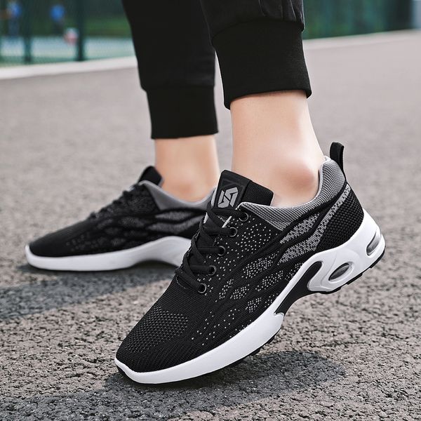 new designer ashion fashion mens casual shoes triple black flat trainers factory wholesale retail outdoor platform breathable mesh sports
new designer ashion fashion mens casual shoes triple black flat trainers factory wholesale retail outdoor platform breathable mesh sports