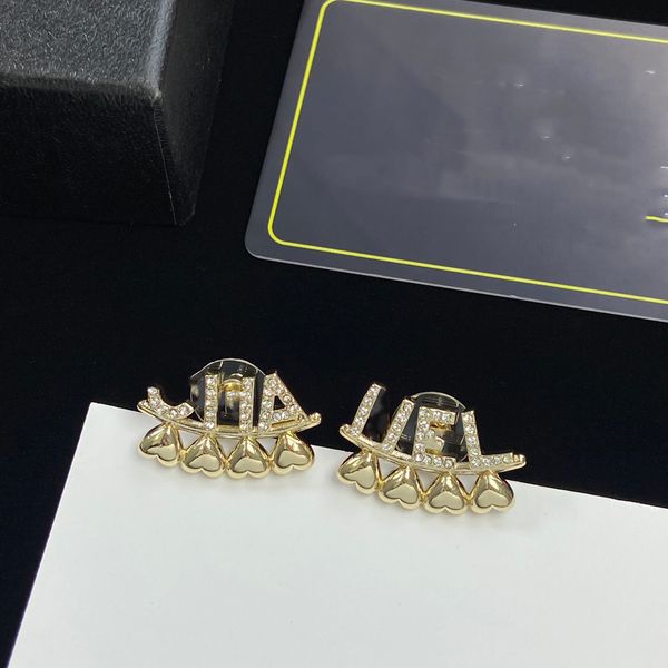 ccity latest woman stud earring luxury designer jewelry women classics c logo hoop earrings fashion accessories 55, Golden;silver
ccity latest woman stud earring luxury designer jewelry women classics c logo hoop earrings fashion accessories 55, Golden;silver