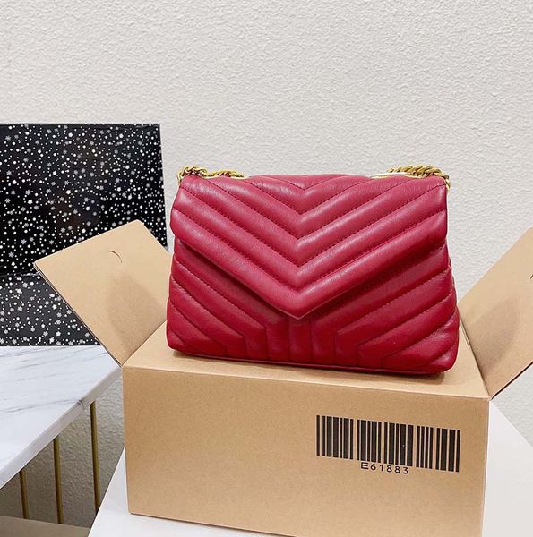 5A Top Lou Shoulder Designer Women Crossbody Bags Soft Genuine Leather Small High Quality Woman Handbag ENVELOPE Messengner Gold Chain Bag, Red
5A Top Lou Shoulder Designer Women Crossbody Bags Soft Genuine Leather Small High Quality Woman Handbag ENVELOPE Messengner Gold Chain Bag, Red