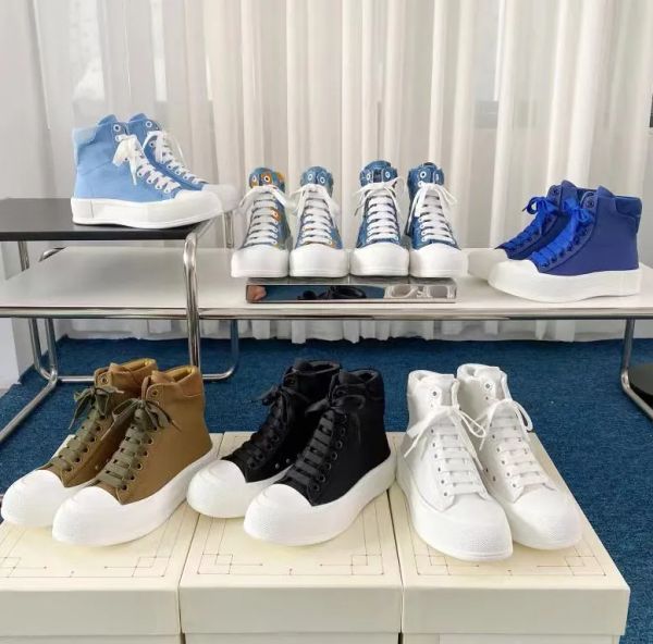 casual shoes deck plimsol high sneakers designer fashion men women tread slick sneakers sheepskin cowhide leather outdoors size 35-44, Black
casual shoes deck plimsol high sneakers designer fashion men women tread slick sneakers sheepskin cowhide leather outdoors size 35-44, Black