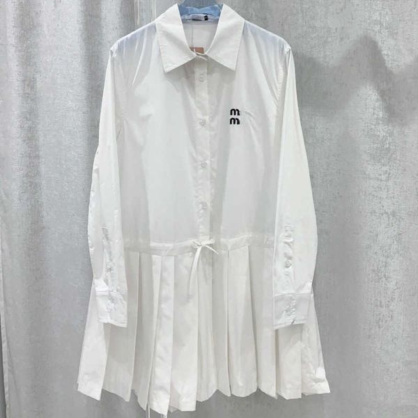 23ss spring designer dress new polo collar embroidered letters long sleeve drawstring pleated dress comfortable breathable casual skirt wome, Black;gray
23ss spring designer dress new polo collar embroidered letters long sleeve drawstring pleated dress comfortable breathable casual skirt wome, Black;gray