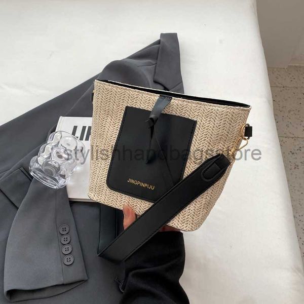 shoulder bags textured woven big bag new 2023 fashion shoulder bag women's large capacity bucket bag simple casual commuter bagstylishh
shoulder bags textured woven big bag new 2023 fashion shoulder bag women's large capacity bucket bag simple casual commuter bagstylishh