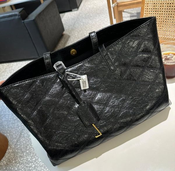 deluxe oil wax leather shoulder bags women high-end brand fold rhombus lattice underarm bags luxury designer tote shoulder bags fashion trav
deluxe oil wax leather shoulder bags women high-end brand fold rhombus lattice underarm bags luxury designer tote shoulder bags fashion trav