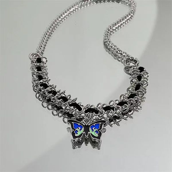 pendant necklaces style fashion light luxury design niche necklace butterfly ot buckle simple hip hop metal for men and women 230802, Silver
pendant necklaces style fashion light luxury design niche necklace butterfly ot buckle simple hip hop metal for men and women 230802, Silver