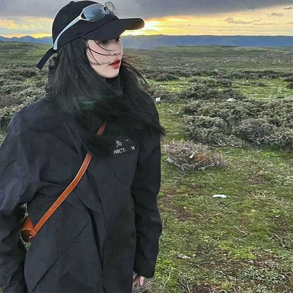 bird family charge coat outdoor tourism mountaineering suit men's and women's hooded phantom black couple windproof, waterproof, s, Black;brown
bird family charge coat outdoor tourism mountaineering suit men's and women's hooded phantom black couple windproof, waterproof, s, Black;brown