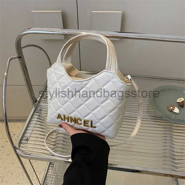 shoulder bags 2023 spring new small bag women's fashion simple shoulder bag small design leisure commuter crossbody bag women's ba
shoulder bags 2023 spring new small bag women's fashion simple shoulder bag small design leisure commuter crossbody bag women's ba