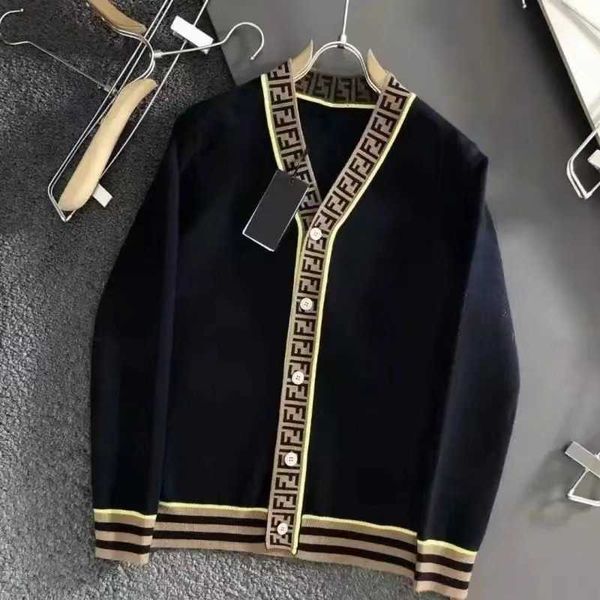 spring and autumn chinachic letter jacquard stripe border mens casual vneck fashion knitwear button warm cardigan sweater fashion tshirt qua, White;black
spring and autumn chinachic letter jacquard stripe border mens casual vneck fashion knitwear button warm cardigan sweater fashion tshirt qua, White;black
