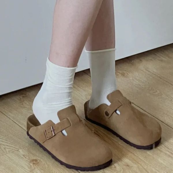 2023 new slippers designer clog sandal slipper men women suede cow leather slides half slippers slip on slider platform breathable design, Black
2023 new slippers designer clog sandal slipper men women suede cow leather slides half slippers slip on slider platform breathable design, Black