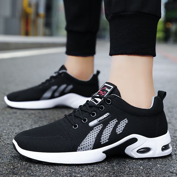 sports 2023 running shoes mens cushion mesh sneakers outdoor jogging sports trainers shoe, White;red
sports 2023 running shoes mens cushion mesh sneakers outdoor jogging sports trainers shoe, White;red