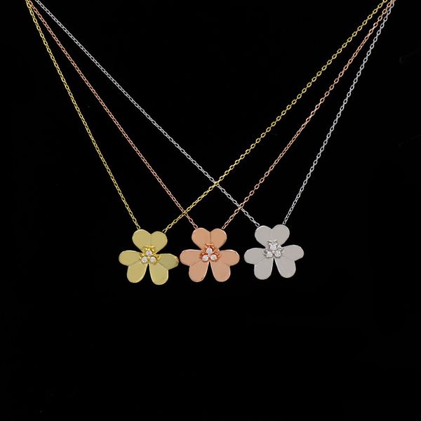 four-leaf clover lucky three leaf grass necklace female petal pendant summer flower collar chain jewelry, Silver
four-leaf clover lucky three leaf grass necklace female petal pendant summer flower collar chain jewelry, Silver