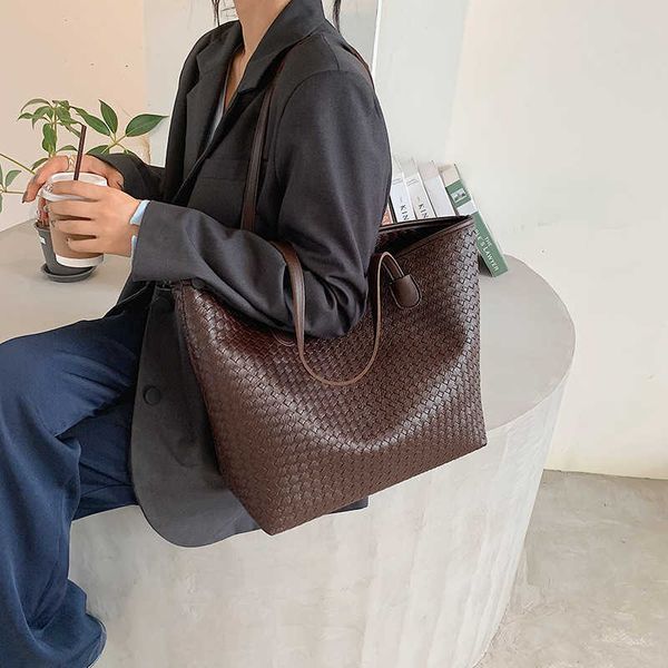abottegas tote bag vneta jodie mini teen intrecciato designer capacity women's bag summer knitted one shoulder handheld solid underarm
abottegas tote bag vneta jodie mini teen intrecciato designer capacity women's bag summer knitted one shoulder handheld solid underarm