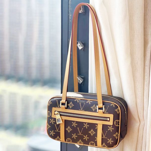 cite m46321 cosmetic bag case designer travel tote womens luxurys shoulder bag mens crossbody envelope vintage clutch bags genuine leather w
cite m46321 cosmetic bag case designer travel tote womens luxurys shoulder bag mens crossbody envelope vintage clutch bags genuine leather w