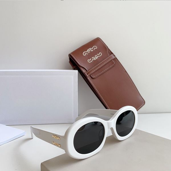 fashion designer 40194 sunglasses for women vintage charming round frame glasses summer trendy versatile style anti-ultraviolet come with ca, White;black
fashion designer 40194 sunglasses for women vintage charming round frame glasses summer trendy versatile style anti-ultraviolet come with ca, White;black