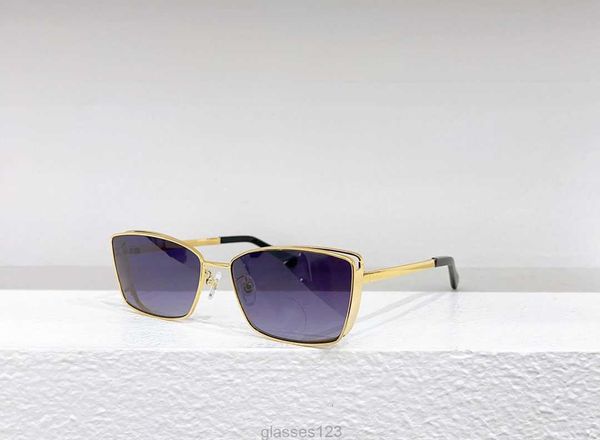 1men sunglasses for women latest selling fashion sun glasses mens sunglass gafas de sol glass uv400 lens with random matching 9559, White;black
1men sunglasses for women latest selling fashion sun glasses mens sunglass gafas de sol glass uv400 lens with random matching 9559, White;black