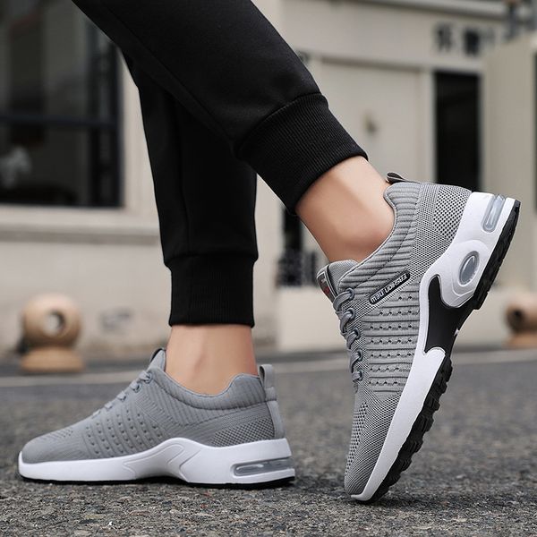 casual men designer fashion fashion hoes triple black french grey flat trainers factory wholesale retail outdoor platform breathable268
casual men designer fashion fashion hoes triple black french grey flat trainers factory wholesale retail outdoor platform breathable268