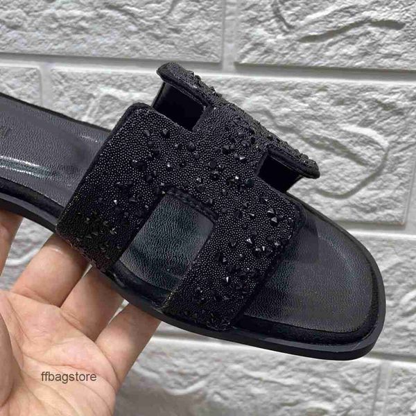 h designer high real line women sandal version oran family women's slipper leather one h slippers with flat bottom casual cool beach ve
h designer high real line women sandal version oran family women's slipper leather one h slippers with flat bottom casual cool beach ve