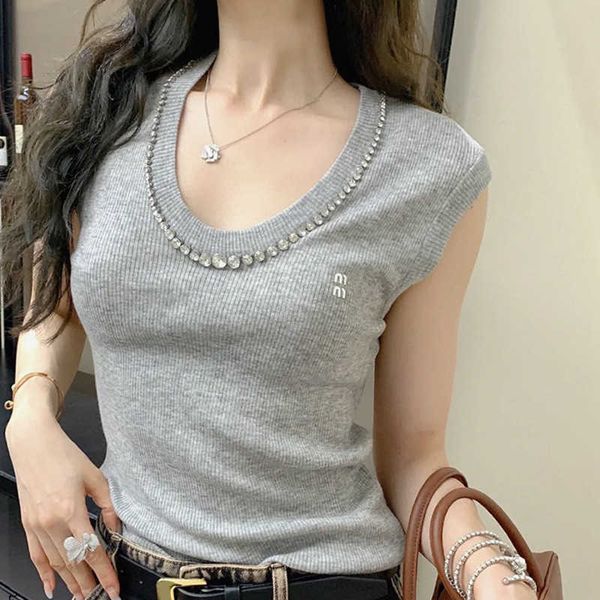 three color summer new jacquard letter collar nail bead diamond sleeveless vest for women, White;black
three color summer new jacquard letter collar nail bead diamond sleeveless vest for women, White;black