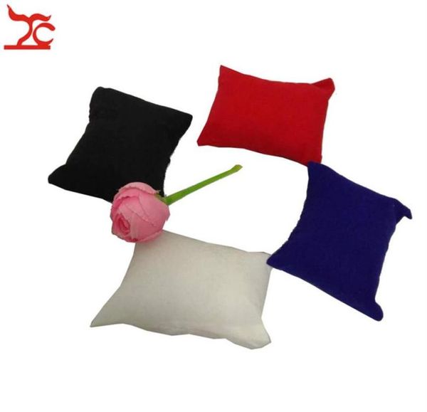 big 20pcs velvet jewelry display holder chain bracelet bangle pillow economic watch bead chain organizer pillow cushion stand244d8102736, Black;white
big 20pcs velvet jewelry display holder chain bracelet bangle pillow economic watch bead chain organizer pillow cushion stand244d8102736, Black;white