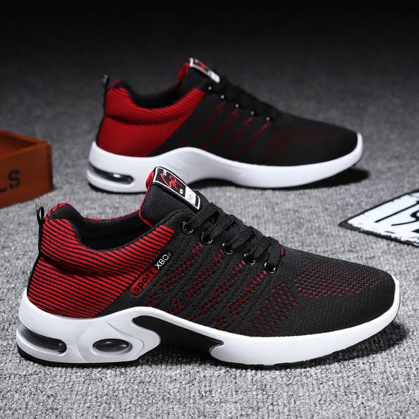 new mens fashion designer casual shoes triple black red flat trainers factory wholesale retail outdoor platform breathable mesh sports sneak
new mens fashion designer casual shoes triple black red flat trainers factory wholesale retail outdoor platform breathable mesh sports sneak