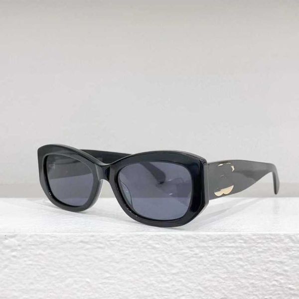 2023 luxury designer sunglasses 23xia 7 new xiangjia network red same style personalized women's versatile fashion sunglasses 5493, White;black
2023 luxury designer sunglasses 23xia 7 new xiangjia network red same style personalized women's versatile fashion sunglasses 5493, White;black