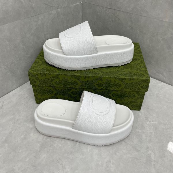 designer slipper luxury men women sandals brand slides fashion slippers lady slide thick bottom design casual shoes sneakers by 1978 w370 00, Black
designer slipper luxury men women sandals brand slides fashion slippers lady slide thick bottom design casual shoes sneakers by 1978 w370 00, Black