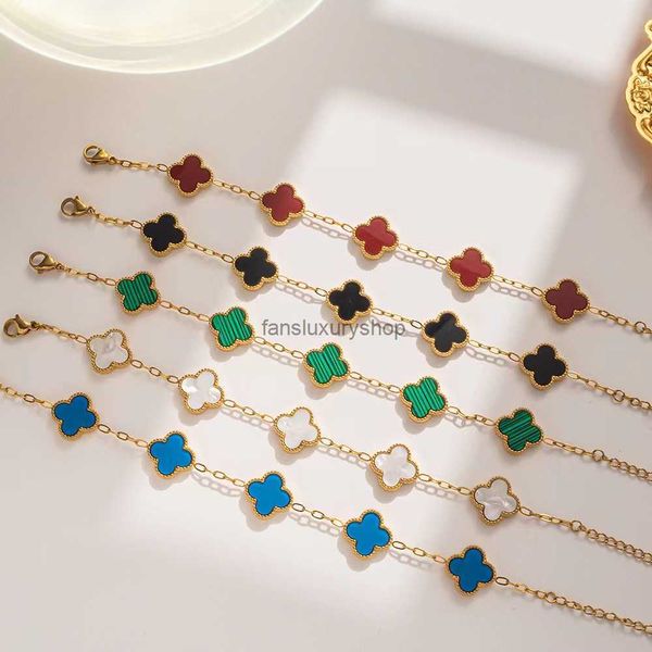 fashion jewelry designer bracelet new four-leaf clover bracelet female south simple ins five-flower fritillary luck clover bracelet girl gif, Golden;silver
fashion jewelry designer bracelet new four-leaf clover bracelet female south simple ins five-flower fritillary luck clover bracelet girl gif, Golden;silver