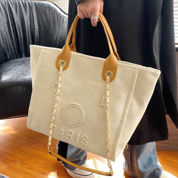 women's fashion luxury beach bags pearl hand bag brand cc designers women tote evening handbag large capacity female backpacks small po
women's fashion luxury beach bags pearl hand bag brand cc designers women tote evening handbag large capacity female backpacks small po