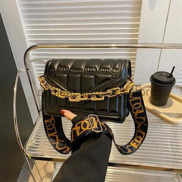 shoulder bags 2023 spring solid color new fashion bag women's fashion shoulder bag simple small square bag diamond chain small bagstyli
shoulder bags 2023 spring solid color new fashion bag women's fashion shoulder bag simple small square bag diamond chain small bagstyli