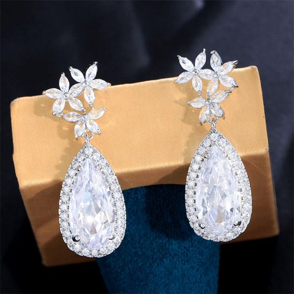 fashion charm drop designer earring for woman party luxury copper white aaa cubic zirconia flower wedding engagement womens diamond stud ear, Golden
fashion charm drop designer earring for woman party luxury copper white aaa cubic zirconia flower wedding engagement womens diamond stud ear, Golden