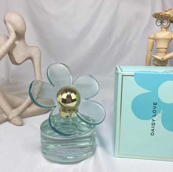 famous perfume for women daisy love anti-perspirant deodorant spray 100ml edt natural female cologne long lasting scent fragrance for gift 3
famous perfume for women daisy love anti-perspirant deodorant spray 100ml edt natural female cologne long lasting scent fragrance for gift 3