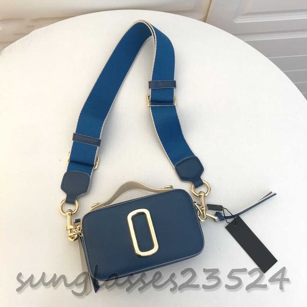 luxurys designers bags women handbag crossbody bag shoulder lady wallet simple versatile metal letter leather solid leather postman handbags
luxurys designers bags women handbag crossbody bag shoulder lady wallet simple versatile metal letter leather solid leather postman handbags