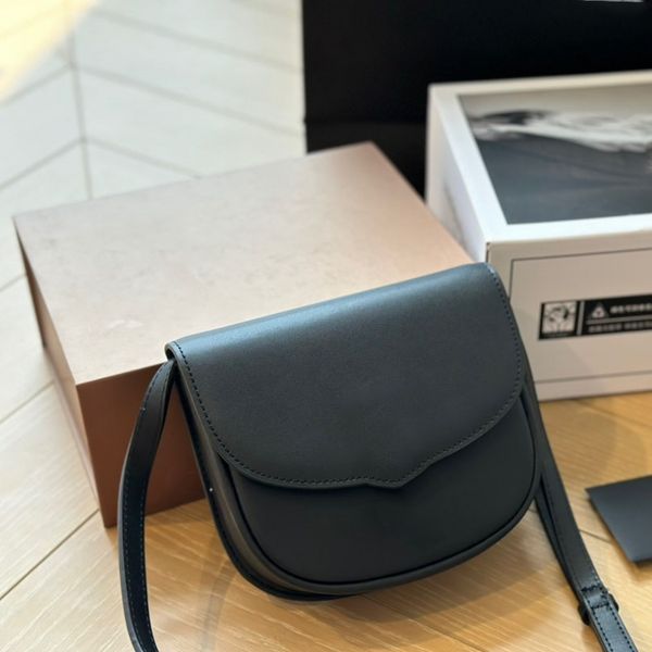 designer flap mini bag women messenger bag leather crossbody fashion luxury brand woman kaia shoulder bags purses
designer flap mini bag women messenger bag leather crossbody fashion luxury brand woman kaia shoulder bags purses