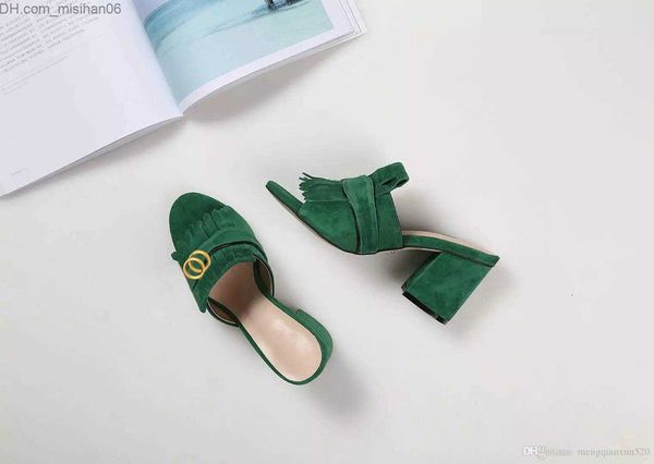 slippers classic designer women half slippers cowhide leather suede thick heels metal slides woman shoe beach size 34-40-41-42 us4-us10 z230, Black
slippers classic designer women half slippers cowhide leather suede thick heels metal slides woman shoe beach size 34-40-41-42 us4-us10 z230, Black