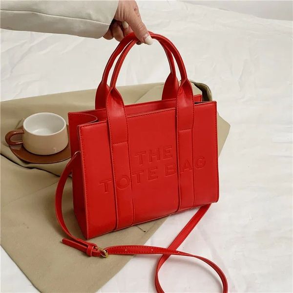 7a designer leather handbag the tote bag marc womens jobobs handbag signature branding totes bags shoulder crossbody colorblock bags canvas
7a designer leather handbag the tote bag marc womens jobobs handbag signature branding totes bags shoulder crossbody colorblock bags canvas