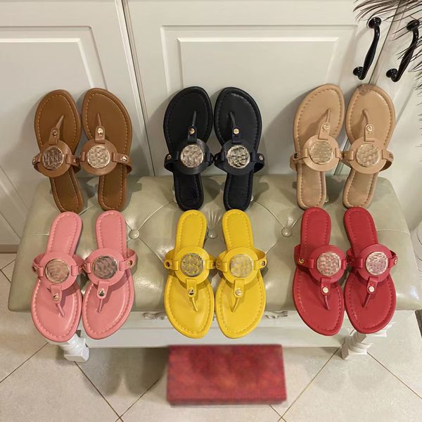 new slipper summer beach slippers classic flat heel leather lady slides women shoes l ladies sandals 6 styles size 35-40 casual outdoor shoe, Black
new slipper summer beach slippers classic flat heel leather lady slides women shoes l ladies sandals 6 styles size 35-40 casual outdoor shoe, Black