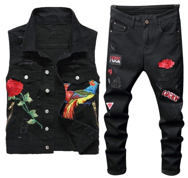 2021 spring black tracksuits men039s rose embroidery hole jeans two pieces sets turn down collar phoenix flower denim vest ri1070248, Gray
2021 spring black tracksuits men039s rose embroidery hole jeans two pieces sets turn down collar phoenix flower denim vest ri1070248, Gray