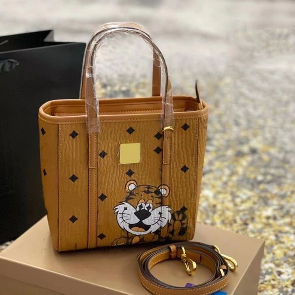 women's mini vegetable basket water bucket bag net red tote fashion trend letter printing one shoulder cross shoulder vegetables basket
women's mini vegetable basket water bucket bag net red tote fashion trend letter printing one shoulder cross shoulder vegetables basket