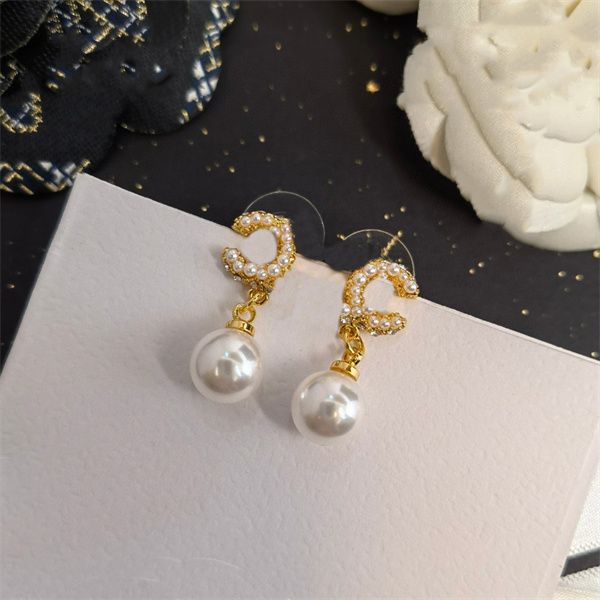 ccity latest woman stud earring luxury designer jewelry women classics c logo hoop earrings fashion accessories 5645, Golden;silver
ccity latest woman stud earring luxury designer jewelry women classics c logo hoop earrings fashion accessories 5645, Golden;silver