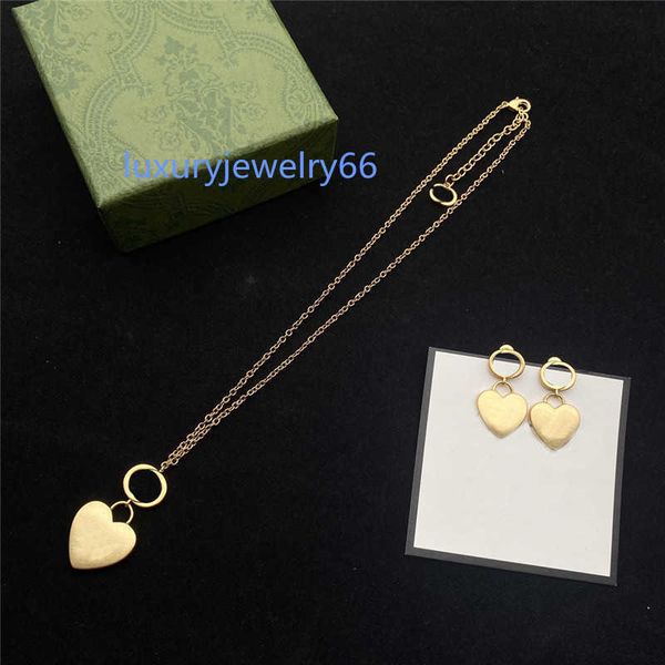 designer heart necklace earrings letter printed pendant earring women classic party gift necklaces jewelry sets, Black
designer heart necklace earrings letter printed pendant earring women classic party gift necklaces jewelry sets, Black